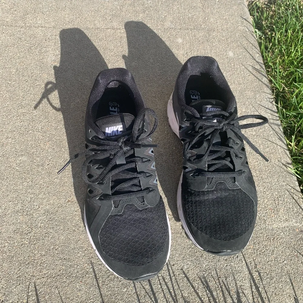 Nike running shoes - Picture 3 of 6